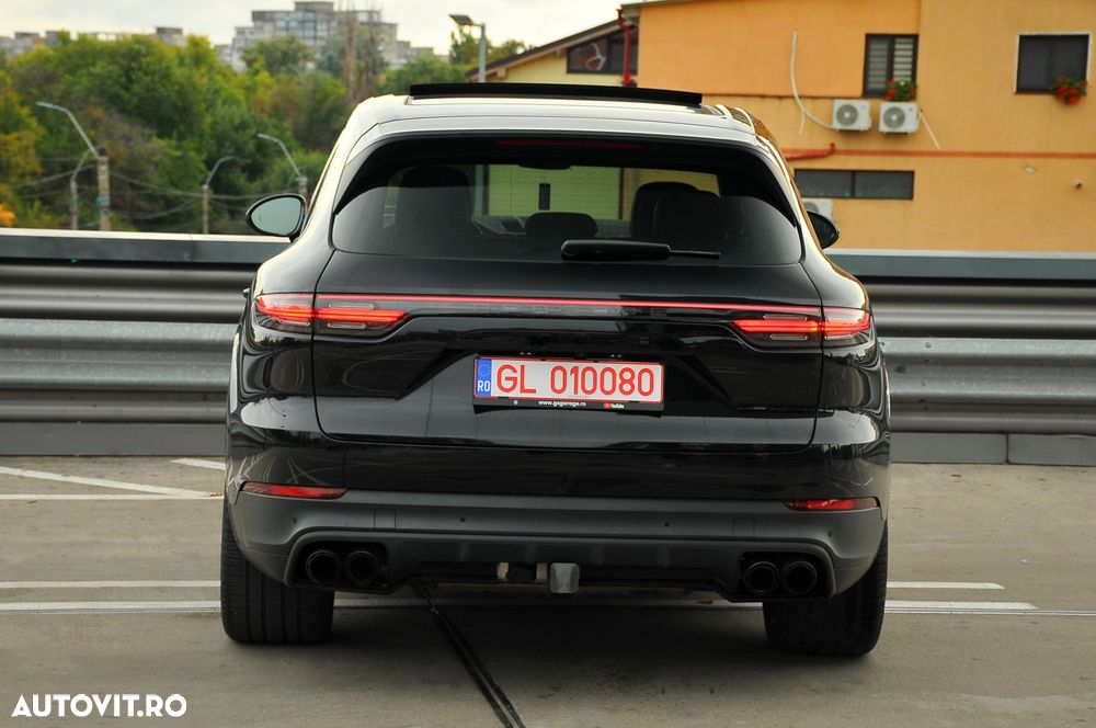 Porsche Cayenne Standard - 37