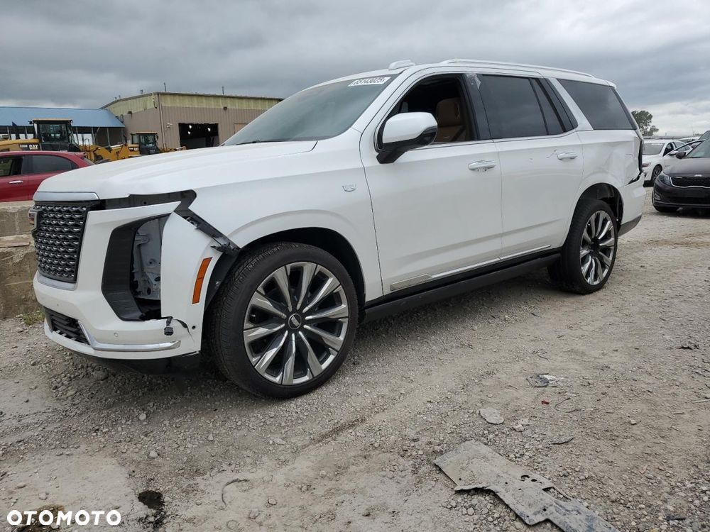 Cadillac Escalade - 4