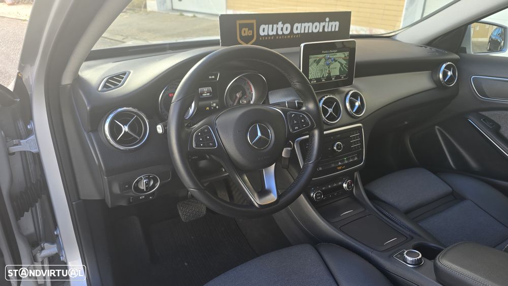 Mercedes-Benz GLA 200 CDi Urban Aut. - 13