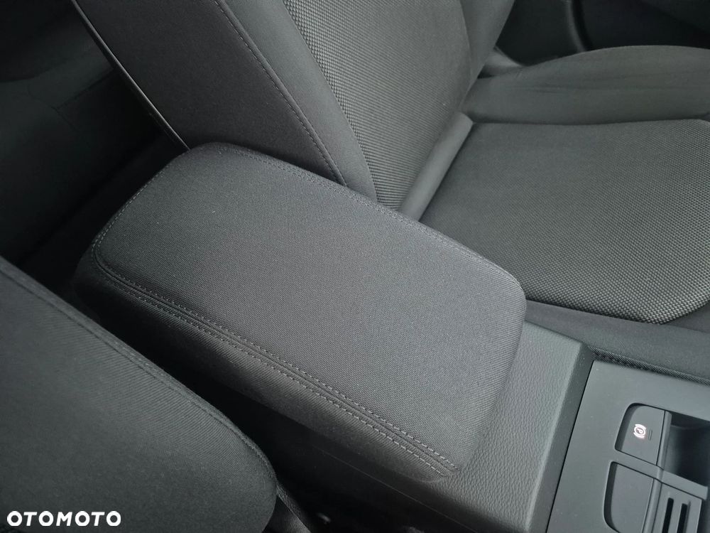 Audi A3 Limousine 1.6 TDI S tronic - 23