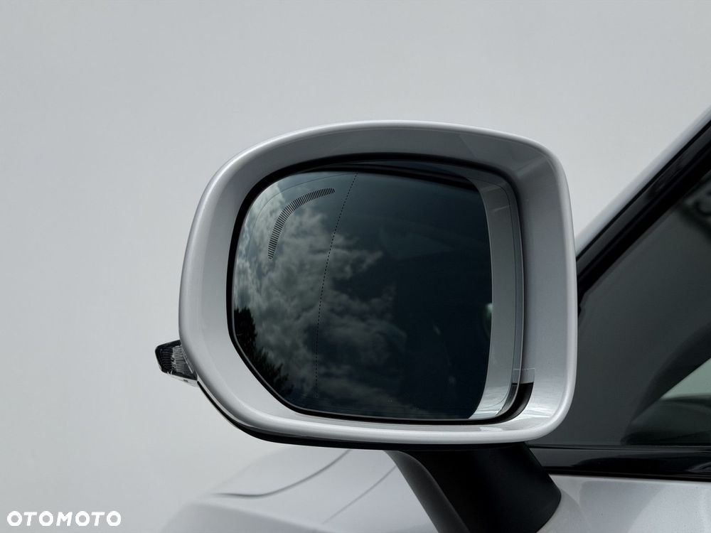Volvo V90 Cross Country - 9
