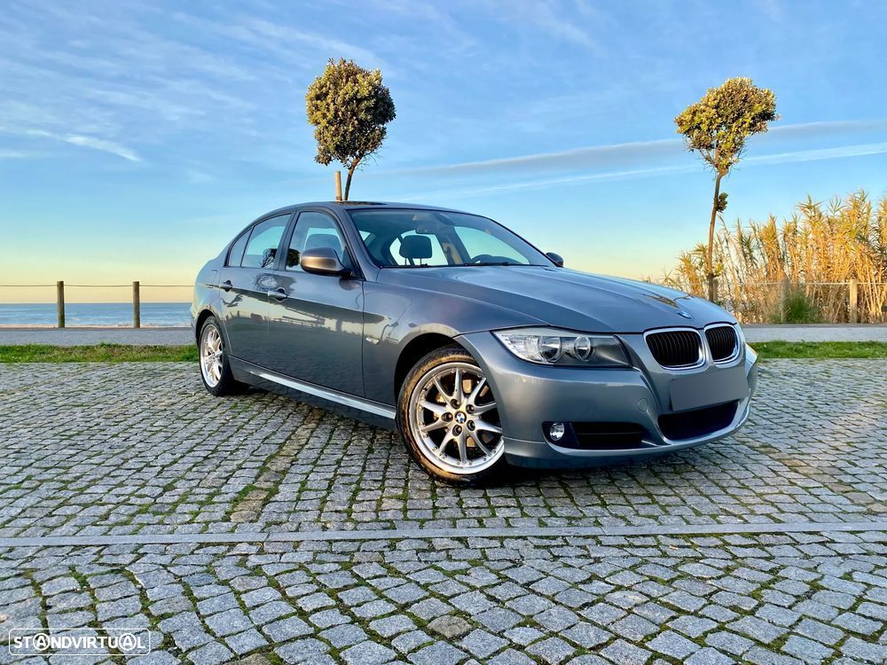 BMW 320 i Auto - 5