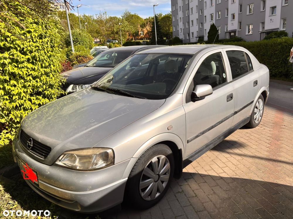 Opel Astra - 1