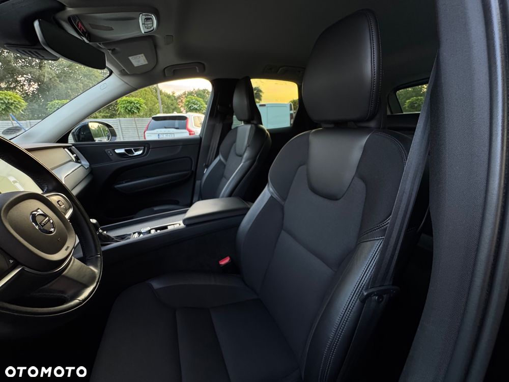 Volvo XC 60 D4 SCR AWD Momentum - 9