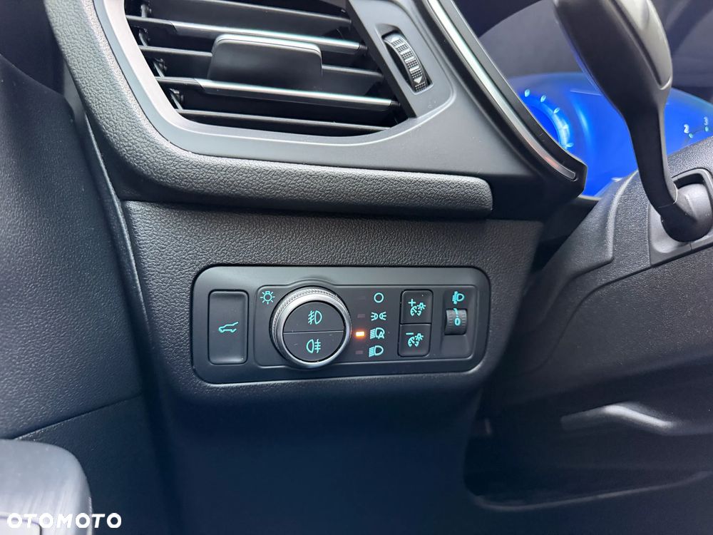 Ford Kuga 2.0 EcoBlue 4x4 TITANIUM - 35