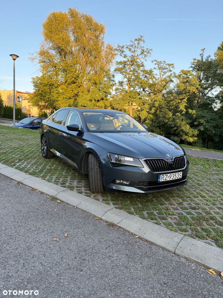 Skoda Superb 1.8 TSI L&K DSG - 1