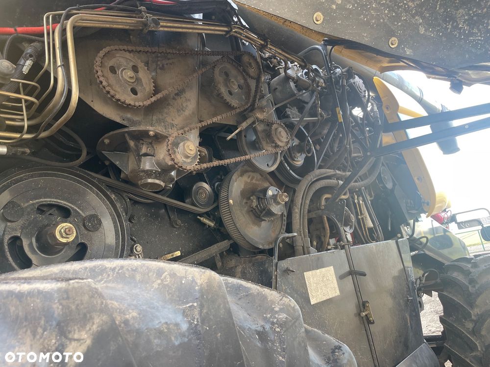 New Holland CX 8070 - 23