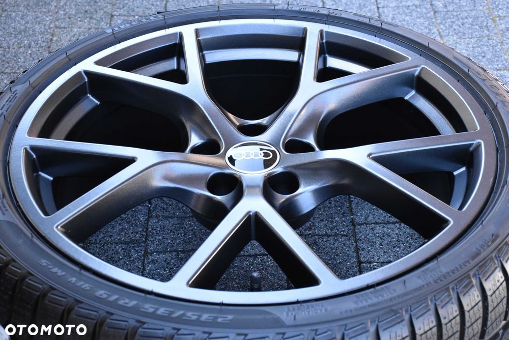 Nowe koła zimowe OEM Audi RS3 8Y 19" NOWE Pirelli R01 dot2025 oryginał - 6