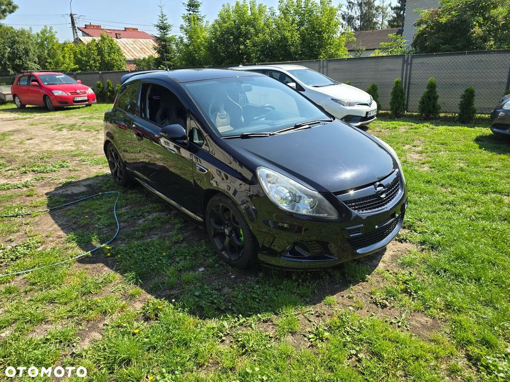 Opel Corsa 1.6 Turbo OPC - 1
