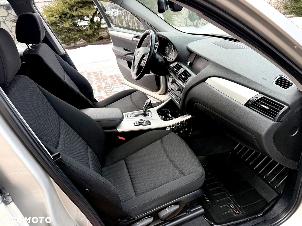 BMW X3 xDrive20d - 11