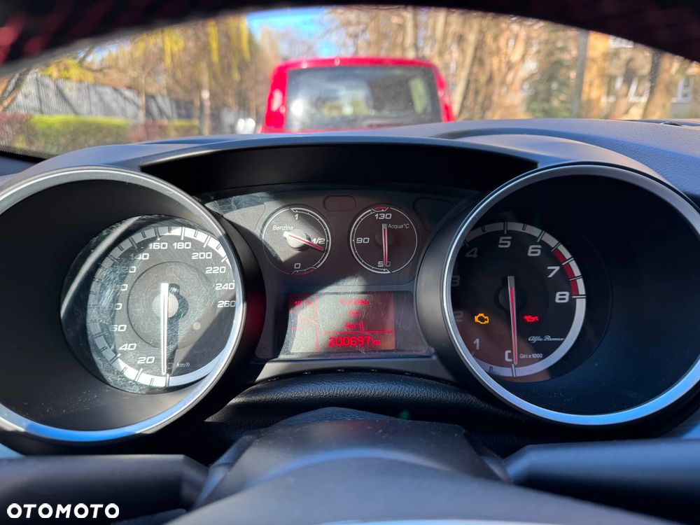 Alfa Romeo Giulietta 1750 TBi Quadrifoglio Verde - 11