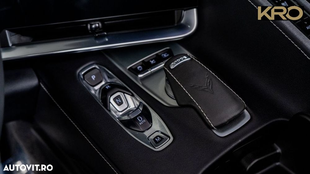 Chevrolet Corvette Stingray 3LT 6.2 V8 Automatik - 32