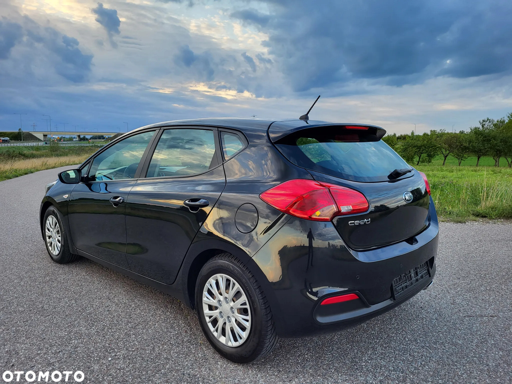 Kia Ceed - 7