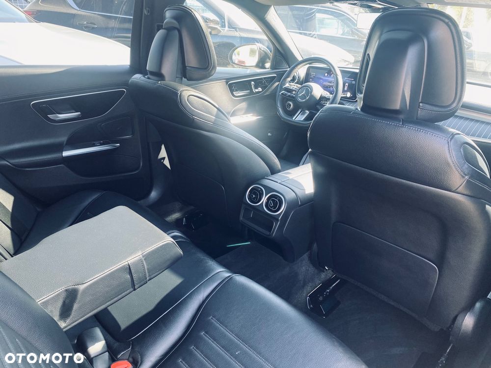 Mercedes-Benz Klasa C 220 d 9G-TRONIC AMG Line - 36