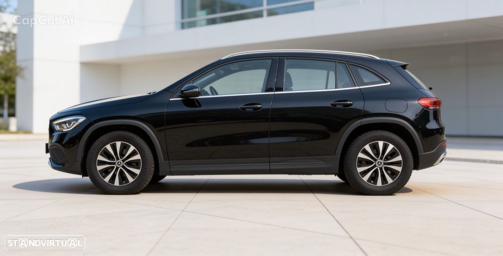 Mercedes-Benz GLA 180 d 8G-DCT — fotografia 12