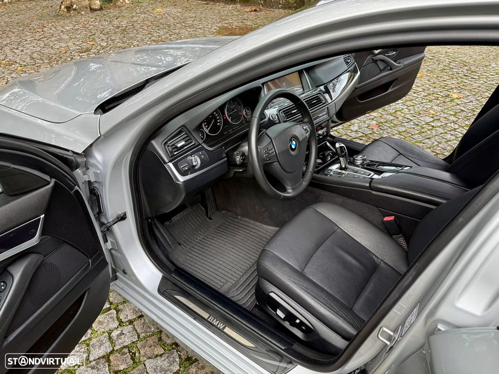 BMW 525 d Line Modern Auto - 4