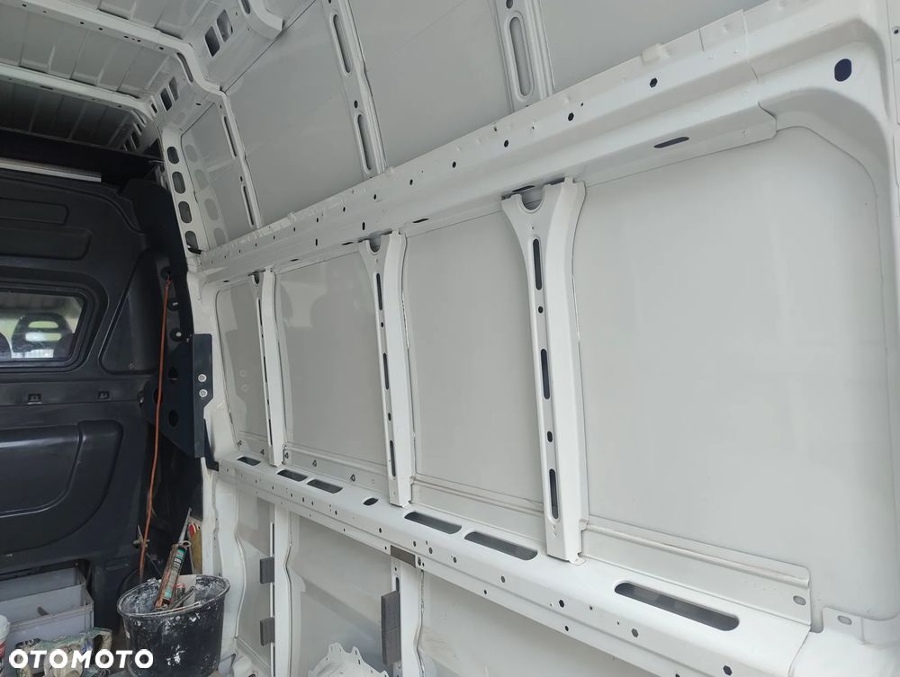 Peugeot Boxer L4 - 12