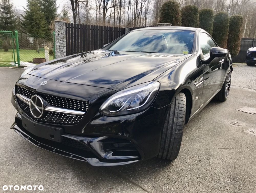 Mercedes-Benz SLC AMG 43 9G-TRONIC