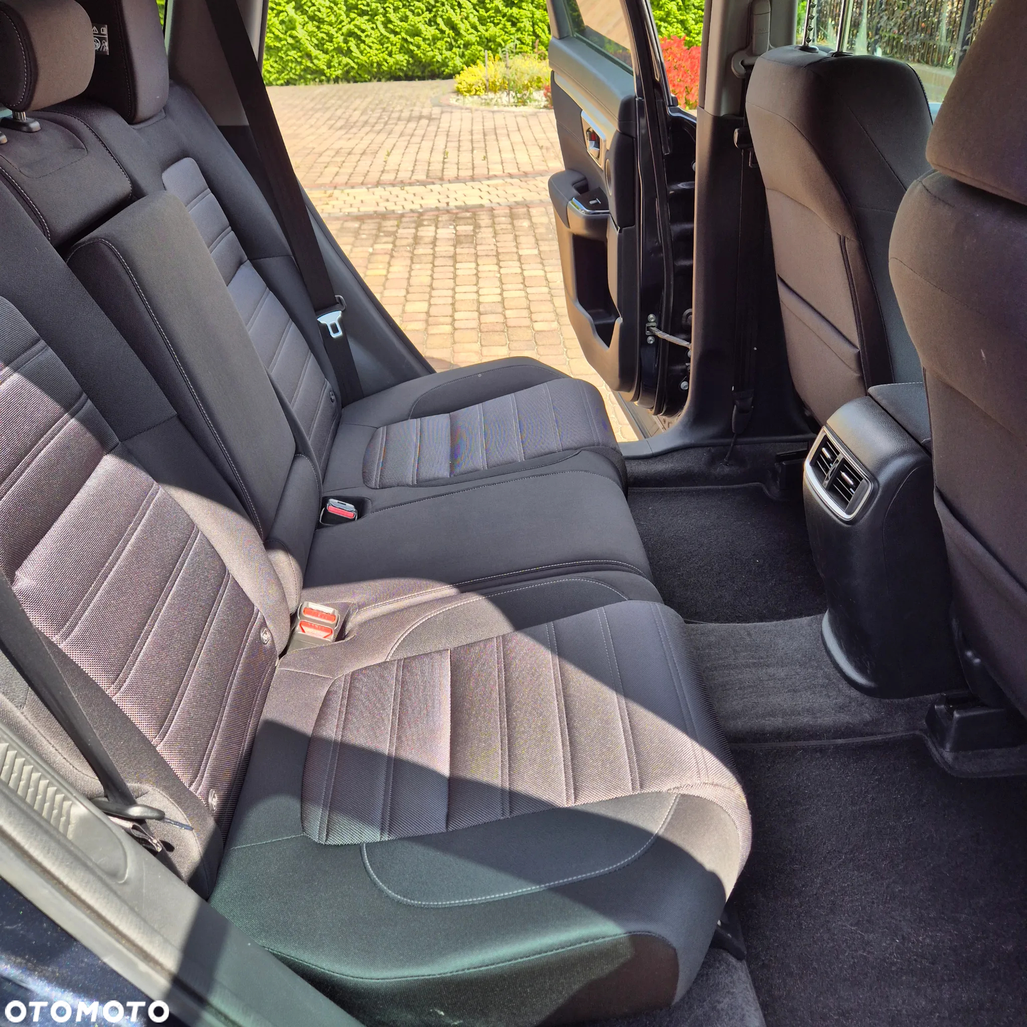 Honda CR-V 2.0 i-MMD Comfort 2WD CVT - 13