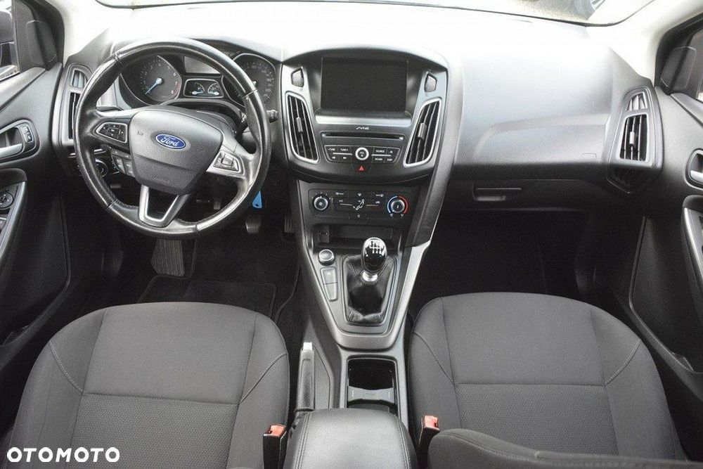 Ford Focus 1.0 EcoBoost Trend Edition Business - 12