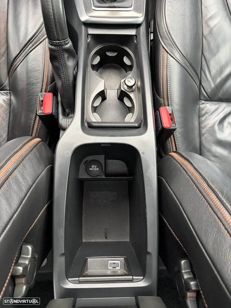 Volvo V40 Cross Country 1.6 D2 Momentum - 47