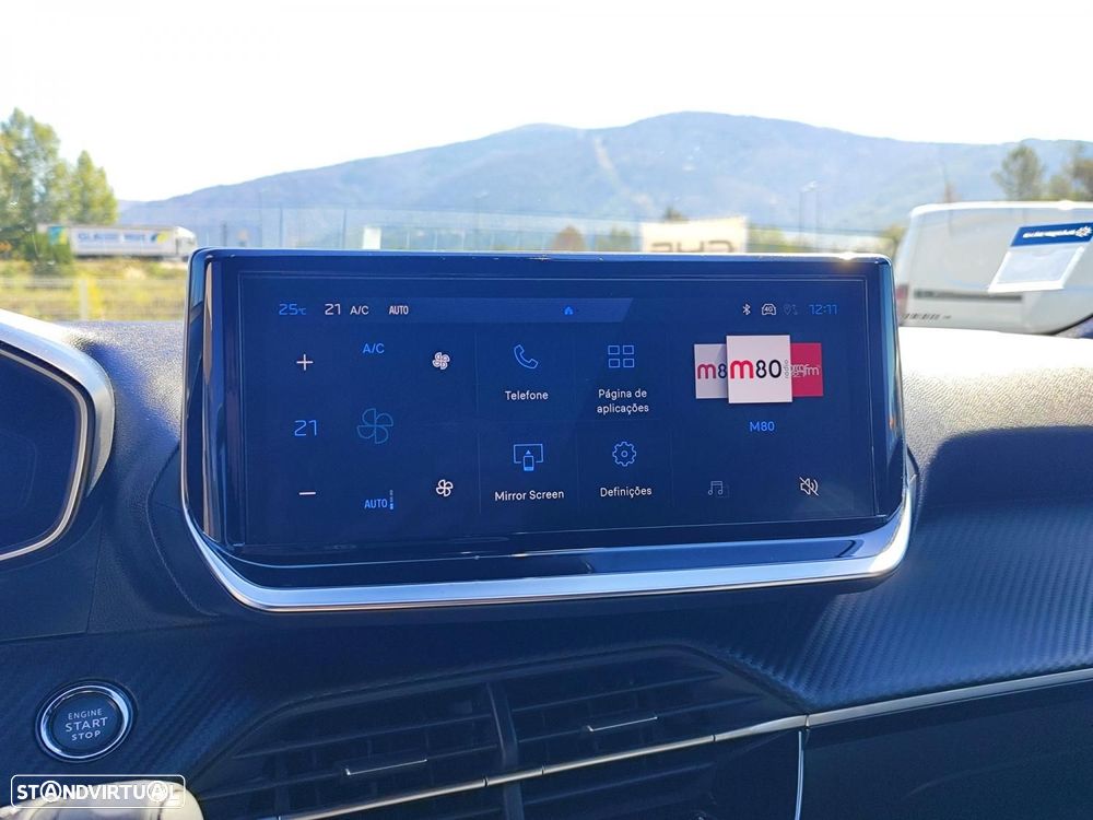 Peugeot e-2008 54 kWh Allure - 19