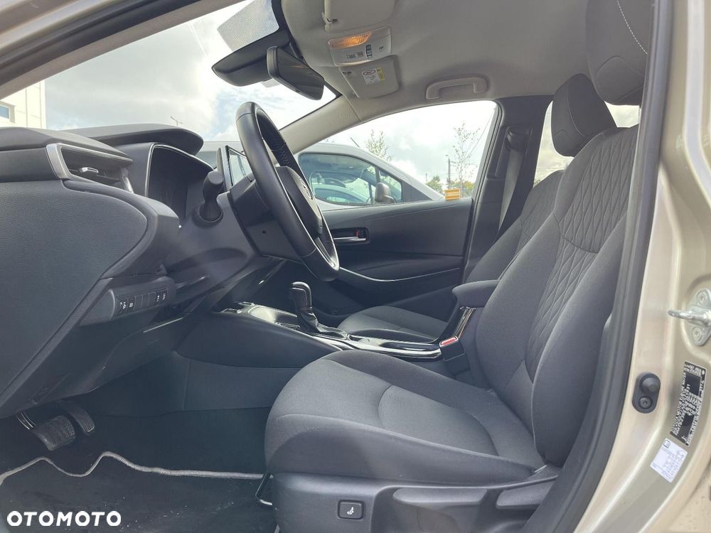 Toyota Corolla - 8