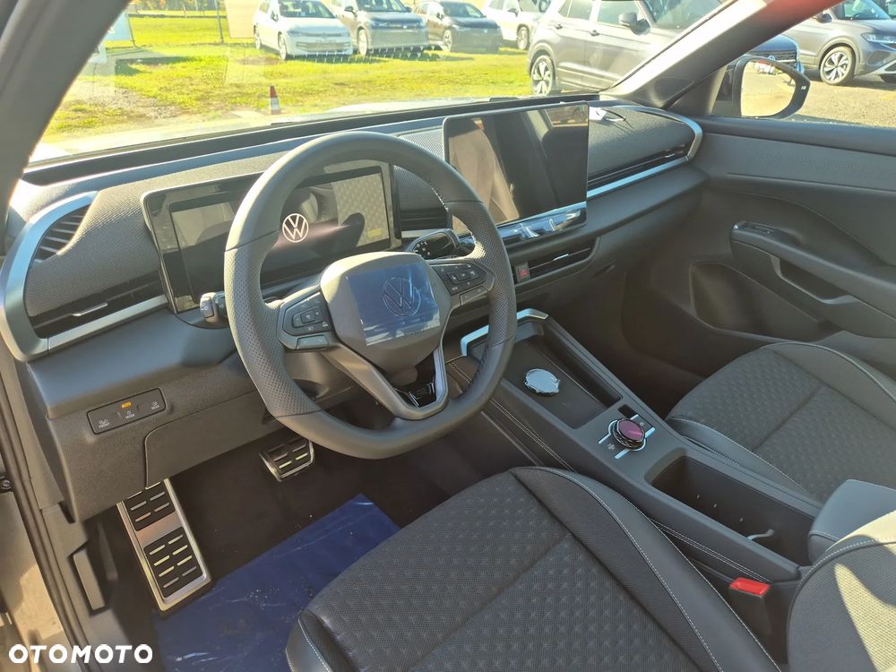 Volkswagen T-Roc 1.5 eTSI R-Line DSG - 9