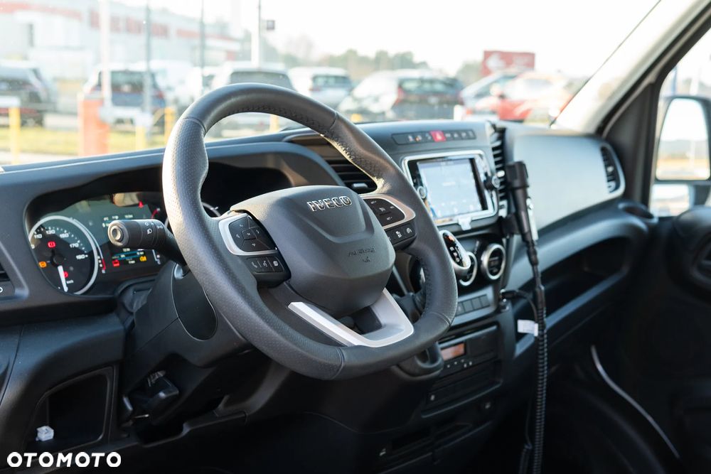 Iveco Daily 50C18HA8 V - 32