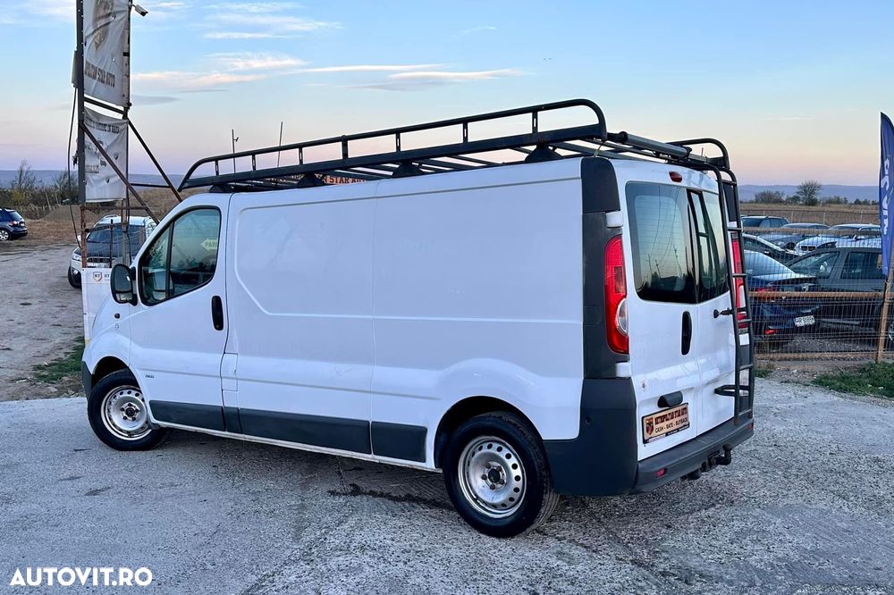 Opel Vivaro - 4
