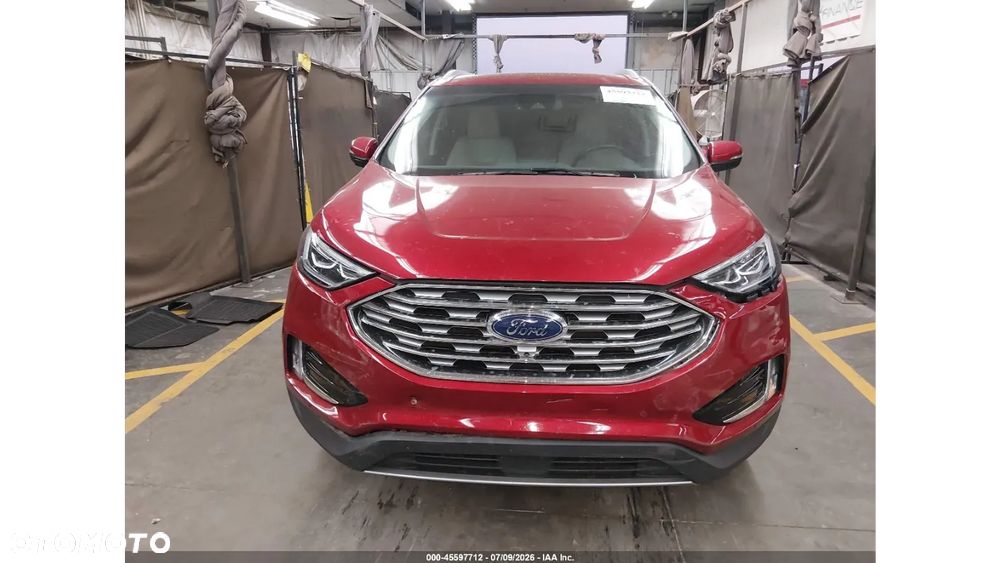 Ford Edge - 2