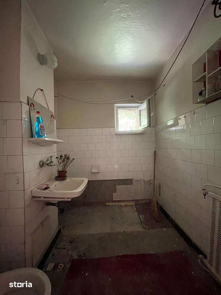 Apartament cu 2 camere, decomandat, Lacul Rosu — fotografia 3