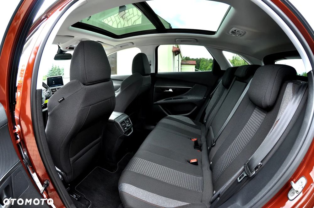 Peugeot 3008 1.2 PureTech Allure S&S - 22