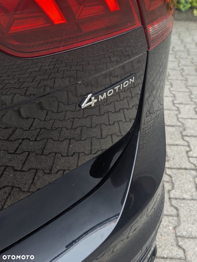 Volkswagen Tiguan 2.0 TDI SCR 4MotION DSG R-Line - 11