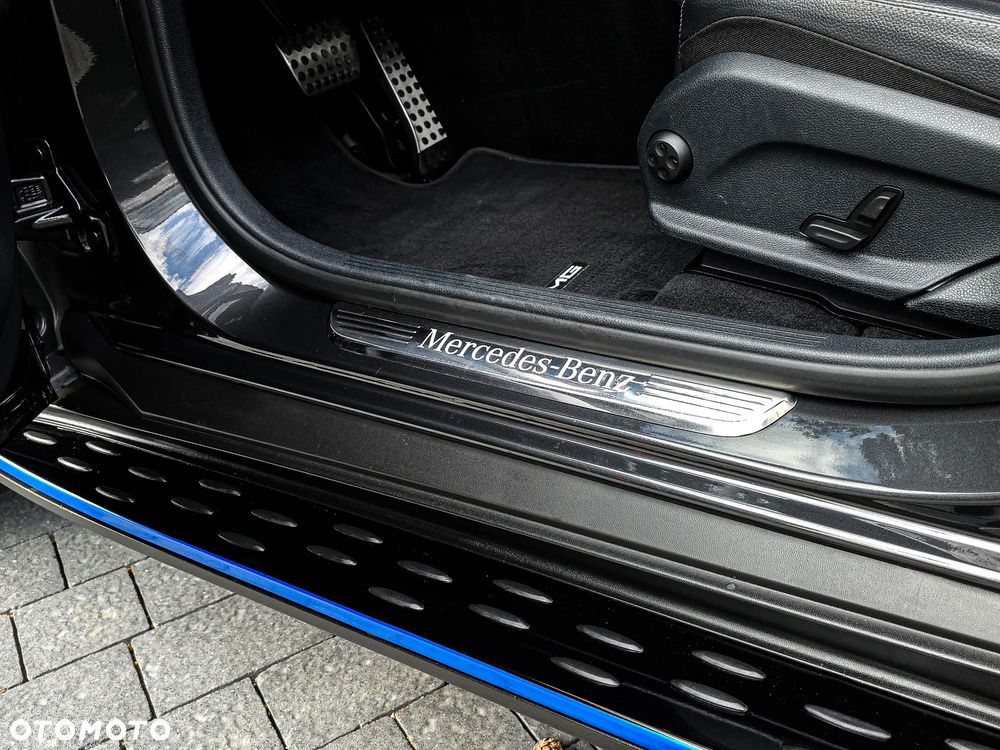 Mercedes-Benz GLC 350 e 4Matic 7G-TRONIC AMG Line - 26