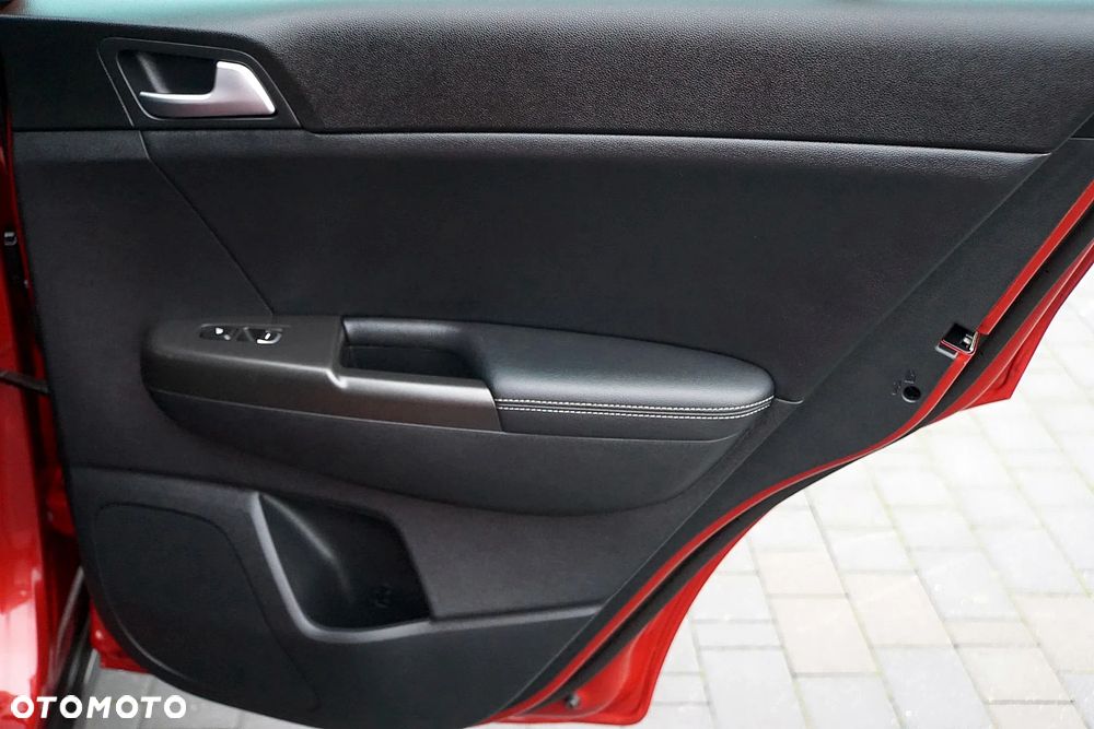 Kia Sportage 1.6 GDI 2WD SPIRIT - 36