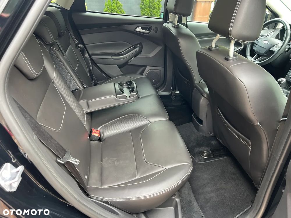 Ford Focus 1.5 EcoBoost Titanium Business - 22