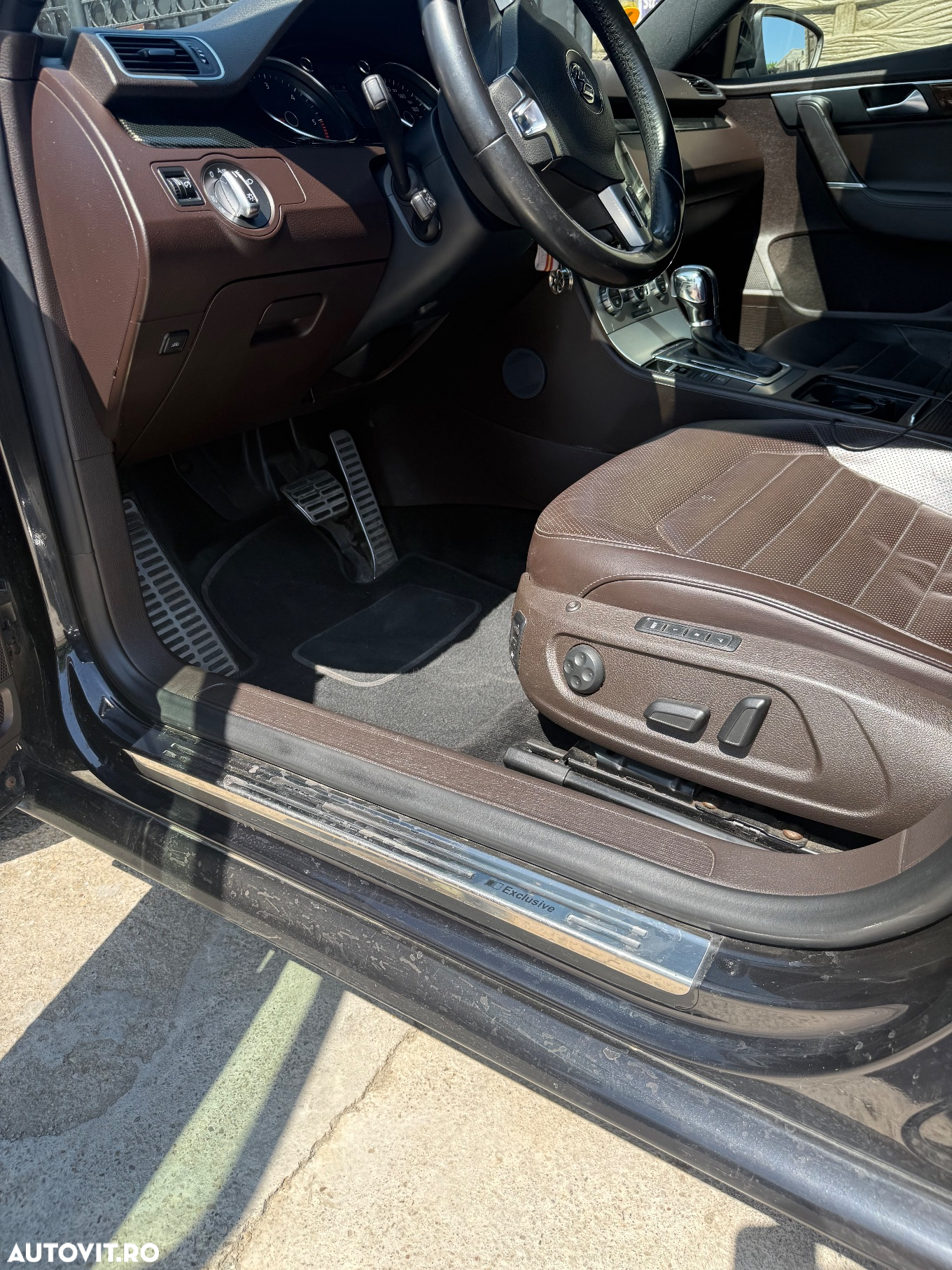 Volkswagen Passat Variant 2.0 TDI BlueMotion Technology DSG Comfortline - 13