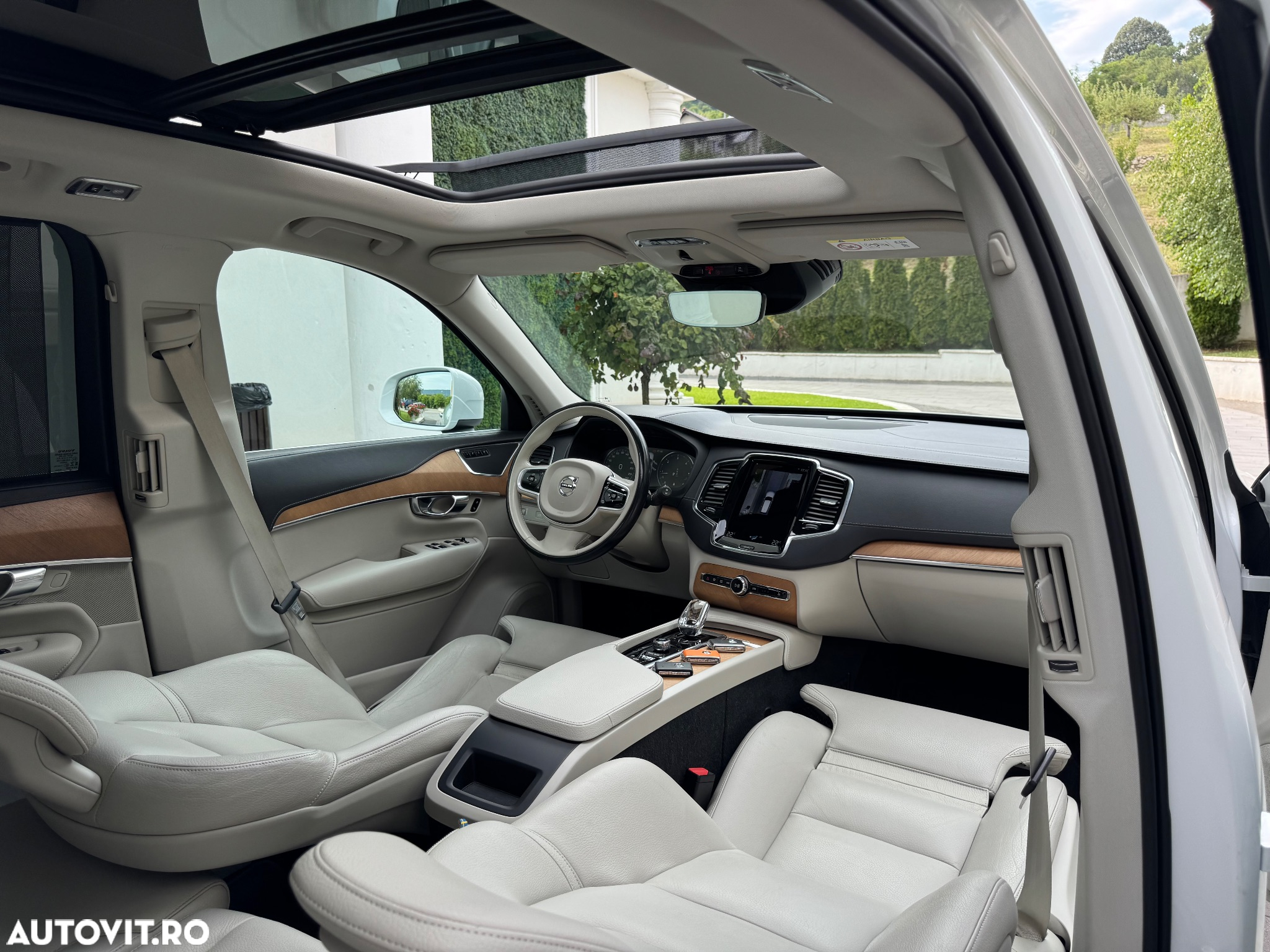 Volvo XC 90 B5 MHEV AWD 5 locuri Momentum Pro - 16