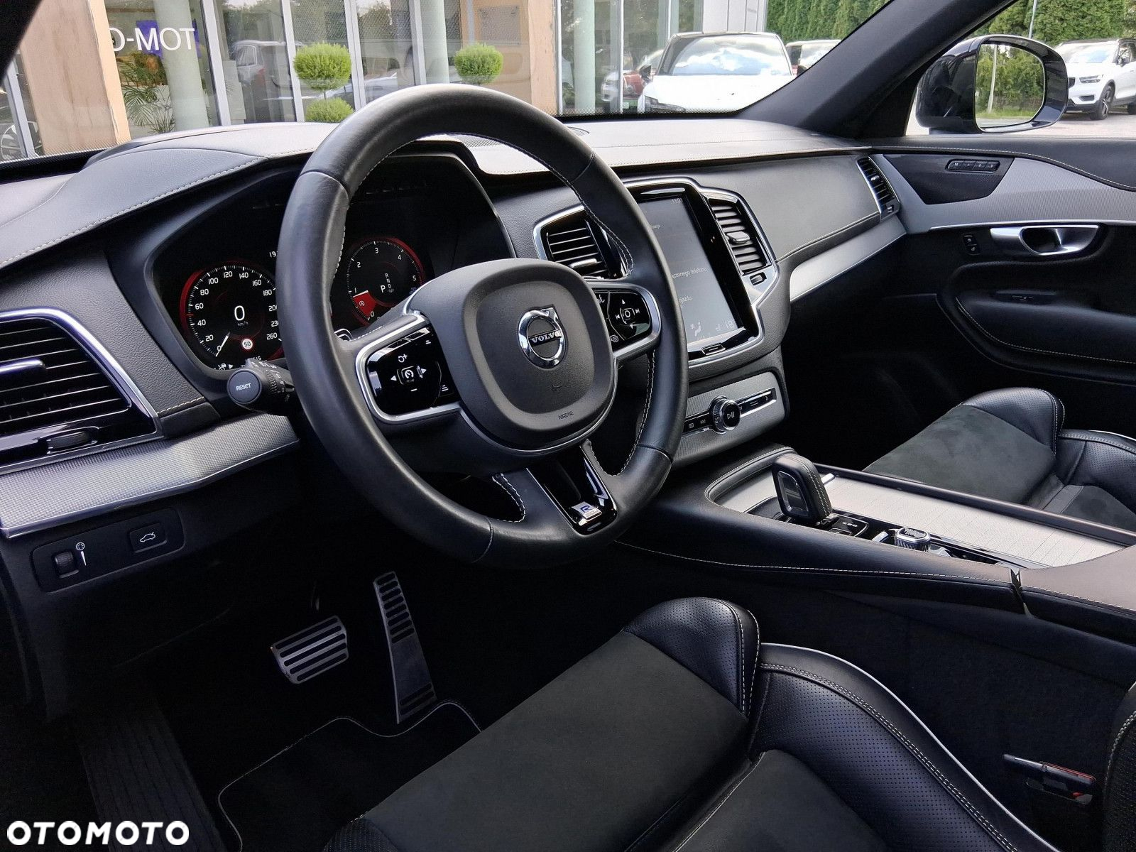 Volvo XC 90 - 13