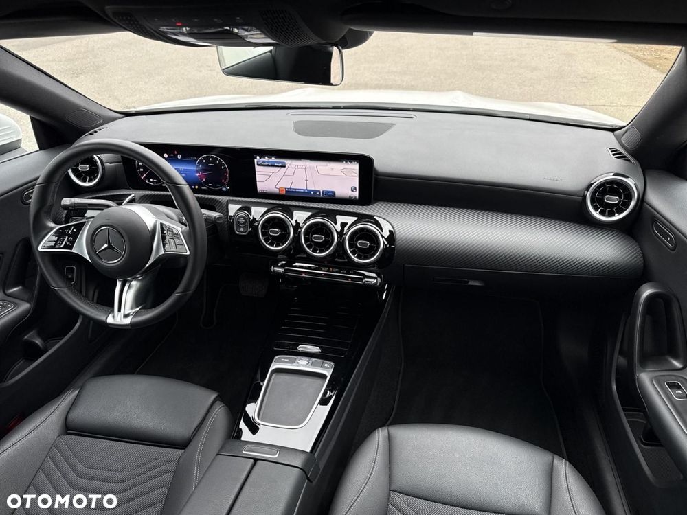 Mercedes-Benz CLA - 17