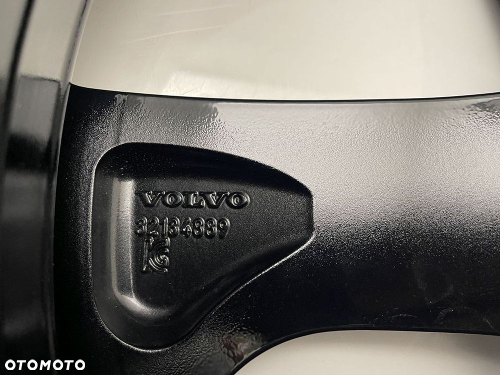 FELGI VOLVO EX90 32134889 / 32134890 22 - 7