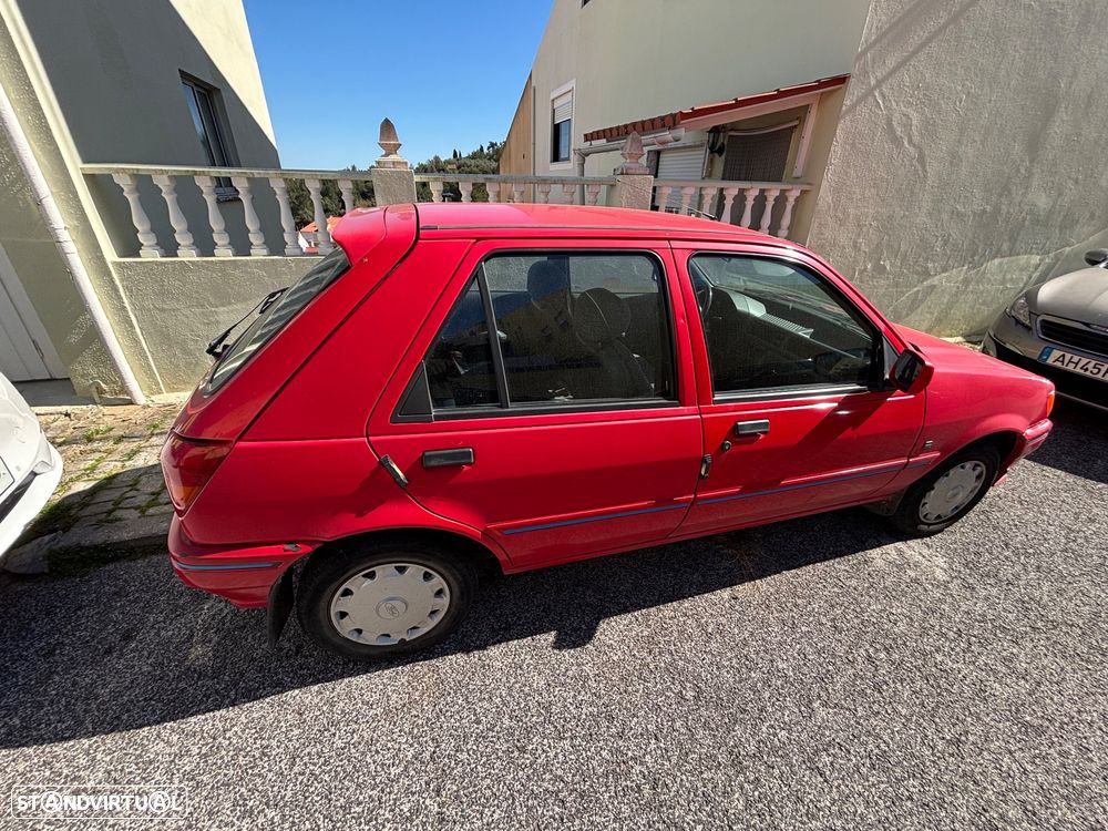 Ford Fiesta - 5