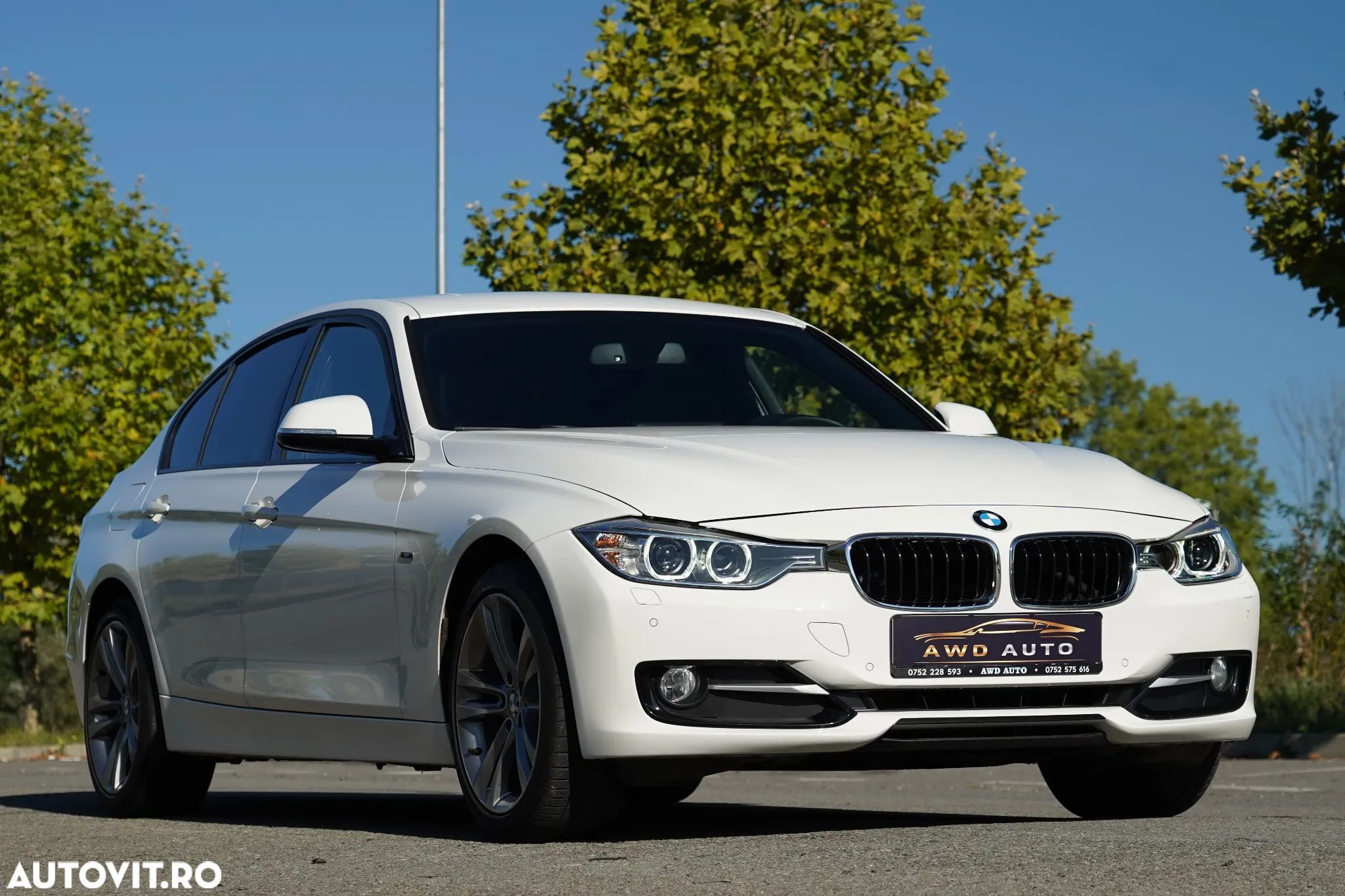 BMW Seria 3 320d Aut. Sport Line - 1