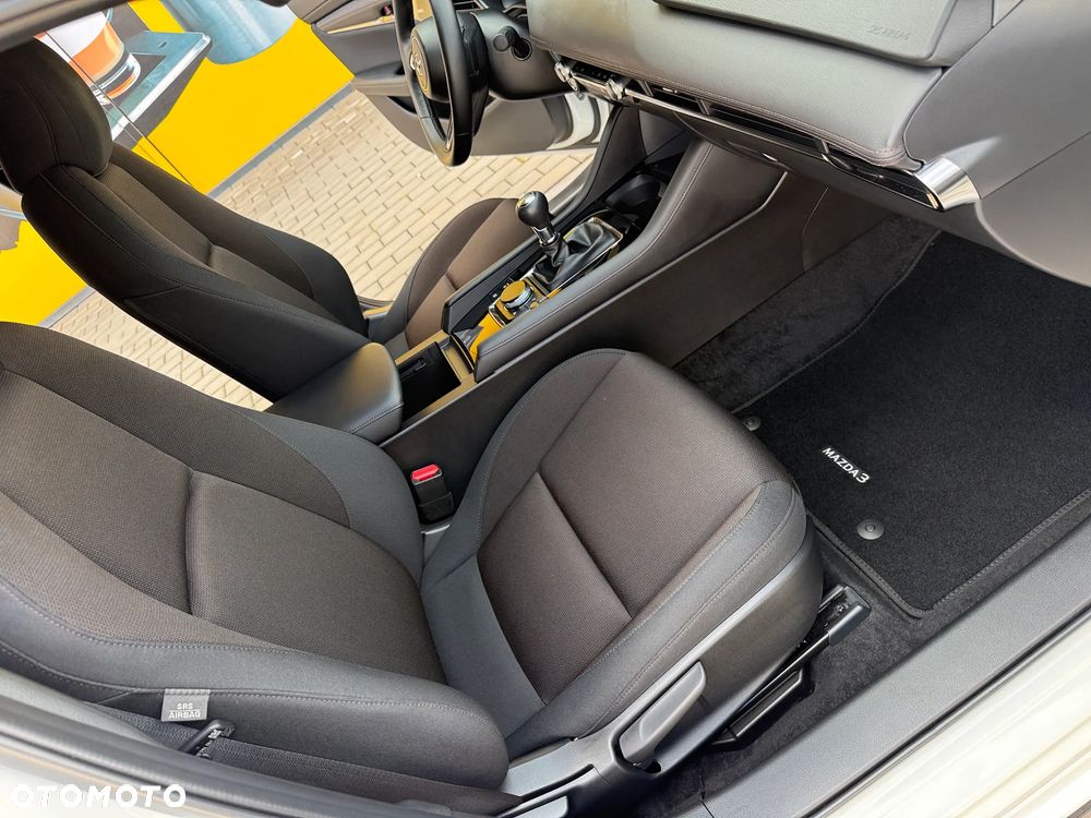 Mazda 3 e-SKYACTIV-X 2.0 M HYBRID HOMURA - 30