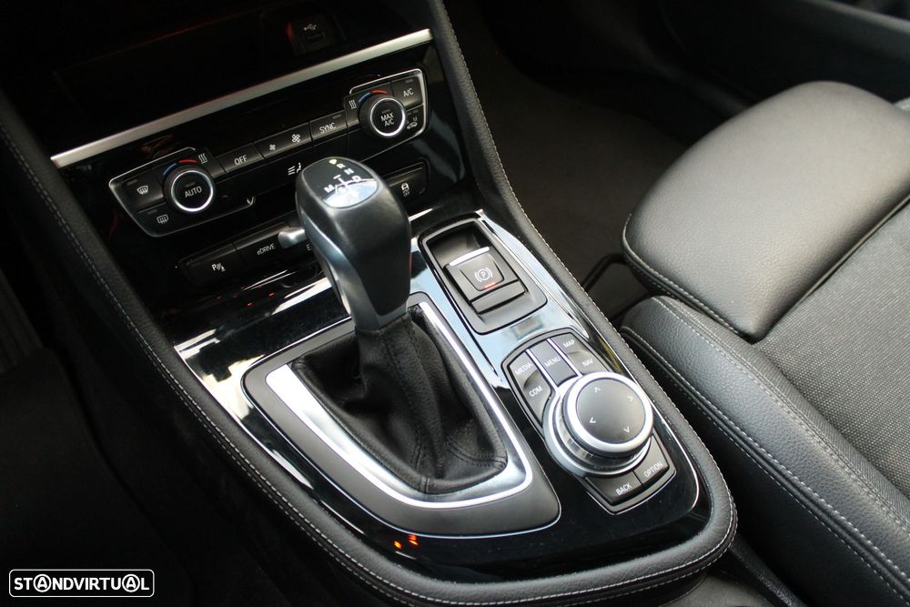 BMW 225xe Active Tourer Line Sport - 16