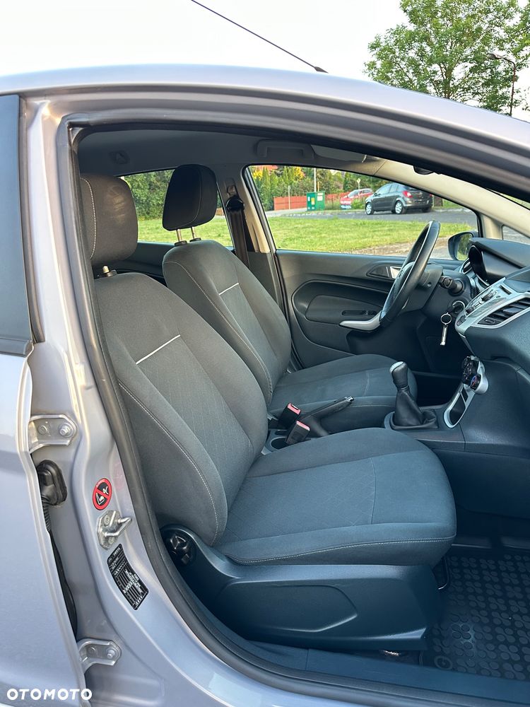 Ford Fiesta 1.25 Viva - 22