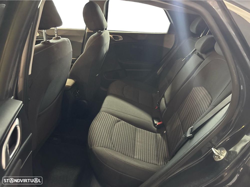 Kia XCeed 1.0 T-GDI Drive - 10