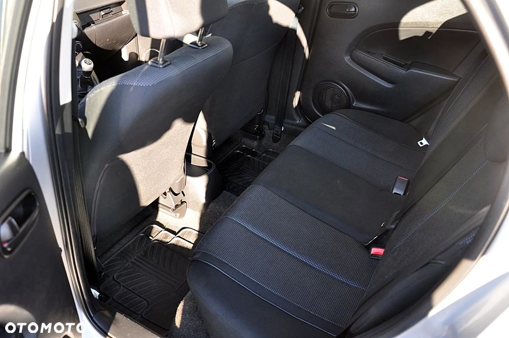 Mazda 2 1.5 Dynamic - 27