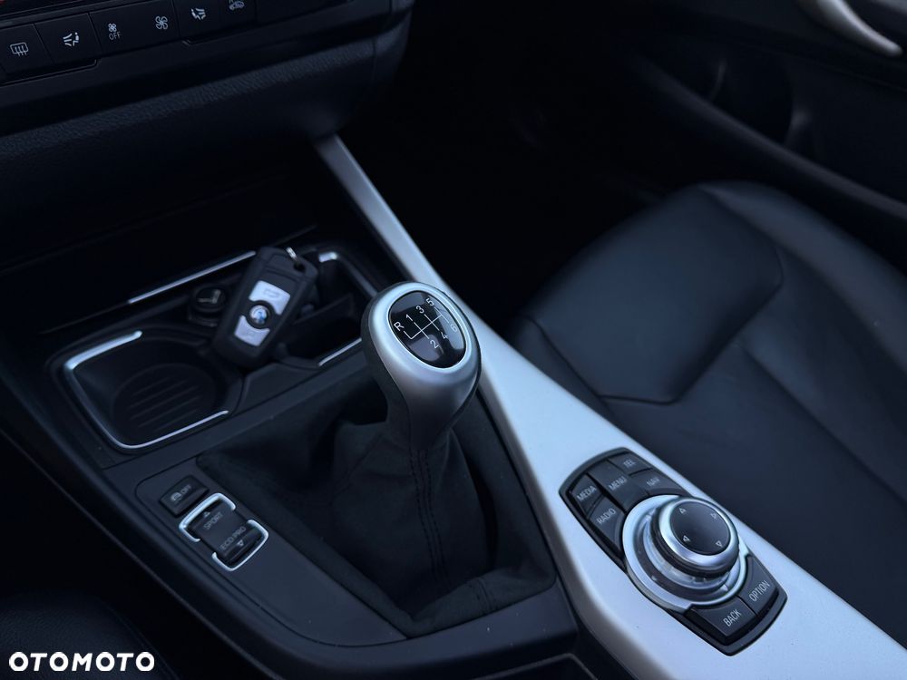 BMW Seria 1 118d DPF Edition Sport - 14